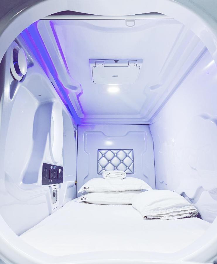 Met A Space Pod @ Boat Quay Singapur Exterior foto