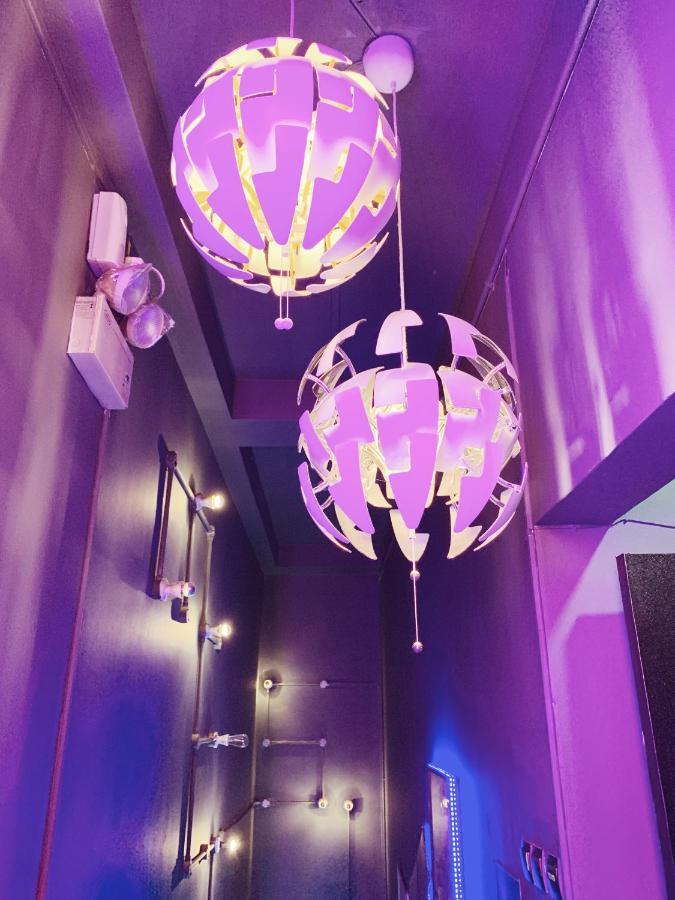 Met A Space Pod @ Boat Quay Singapur Exterior foto